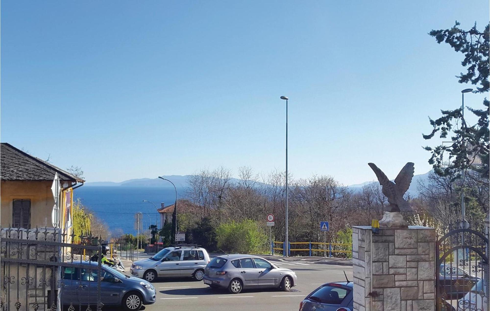 Beautiful Apartment In Opatija With Kitchen Eksteriør bilde